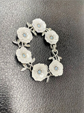 Coro Floral Bracelet in White & Silver